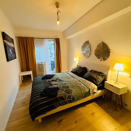 Zentrale Wohnung Mit Balkon Koblenz  Exterior foto