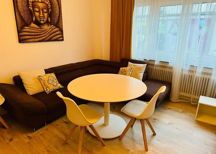 Zentrale Wohnung Mit Balkon